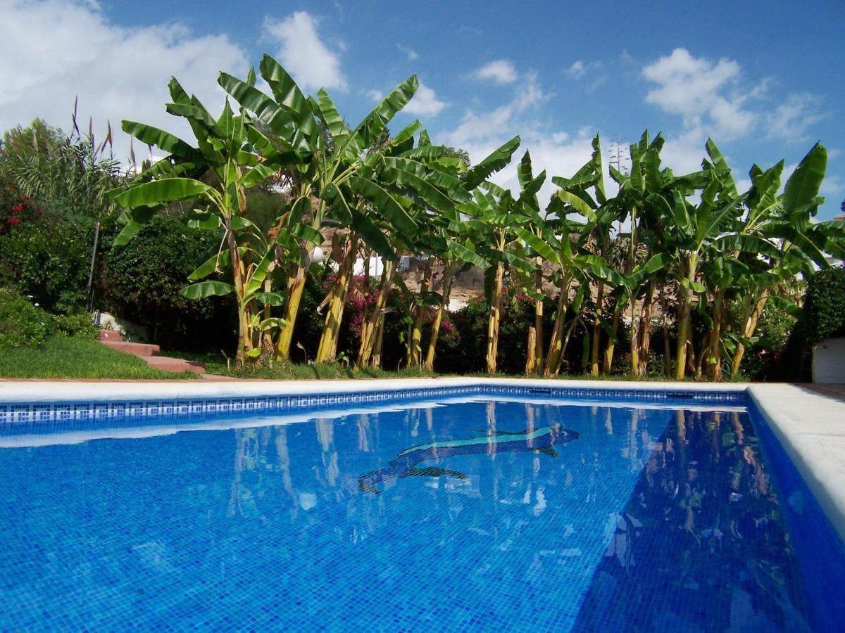 R1352 Pinomar D Villa Нерха Екстериор снимка