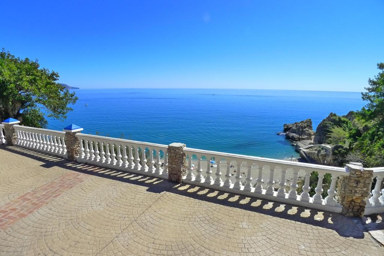 R1352 Pinomar D Villa Нерха Екстериор снимка