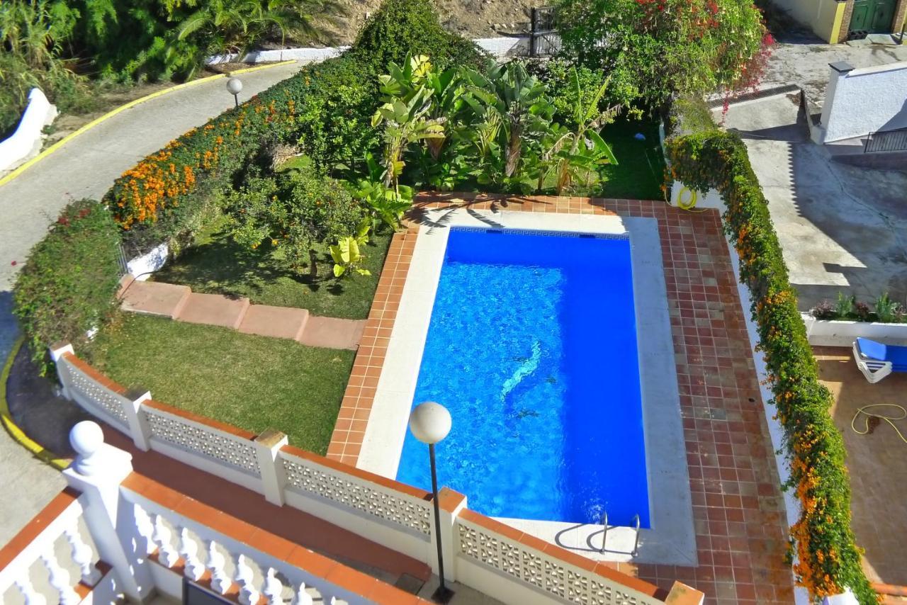 R1352 Pinomar D Villa Нерха Екстериор снимка